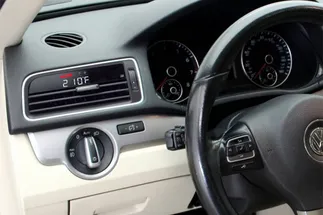 P3 Gauge For B8 VW Passat - Red / White (LHD)